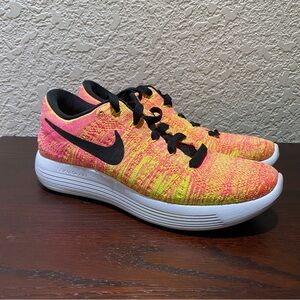 Nike LunarEpic Flyknit Low Women’s 6 Multicolor